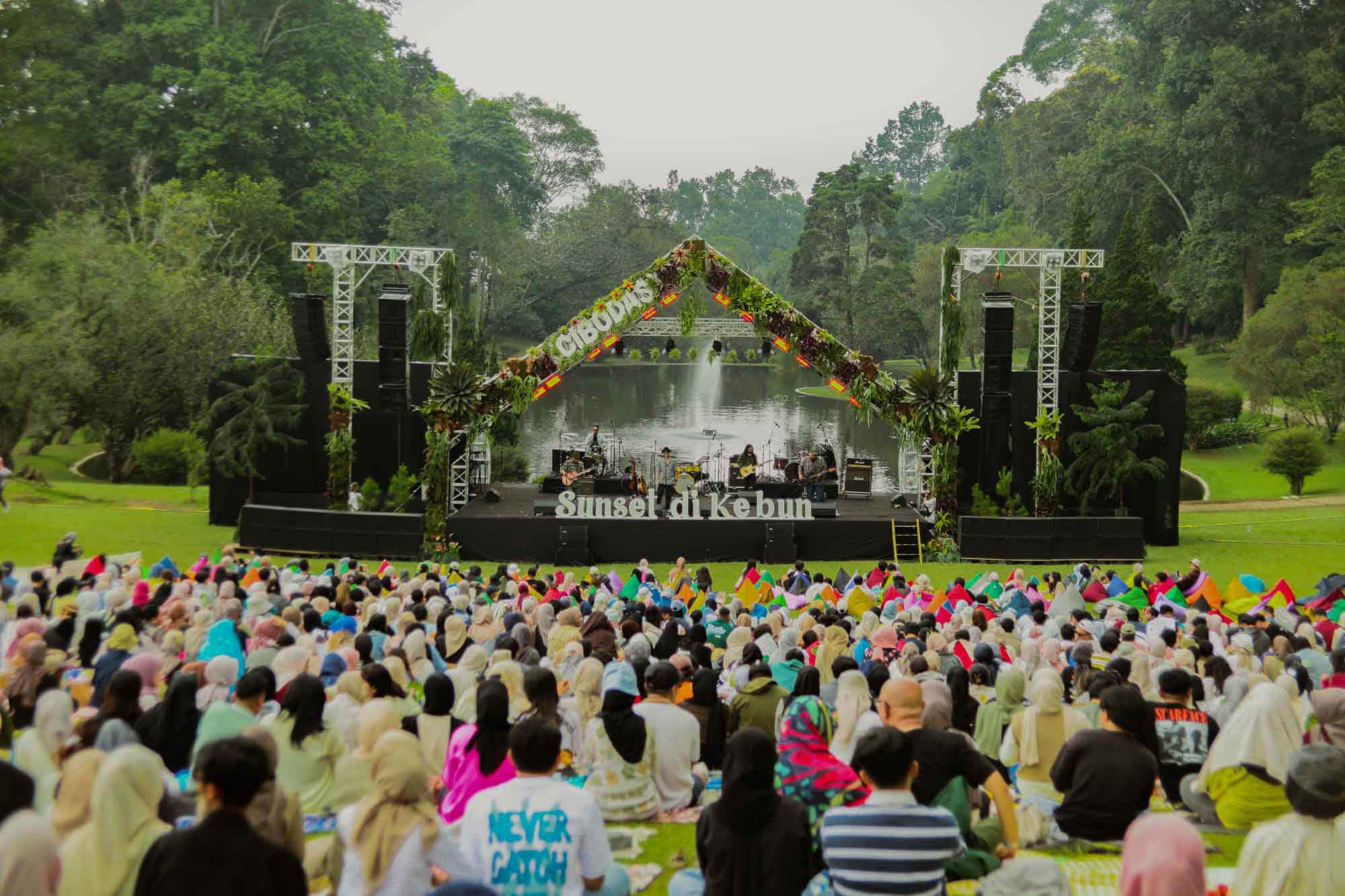 Sunset di Kebun Raya Cibodas Kembali Digelar, Hadirkan Konser Musik dan Ajak Penonton Eksplorasi Area Hijau Lewat Program Natura